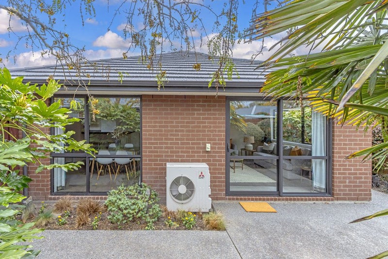 10B Sutton Place, Dallington, Christchurch - Carousel 2