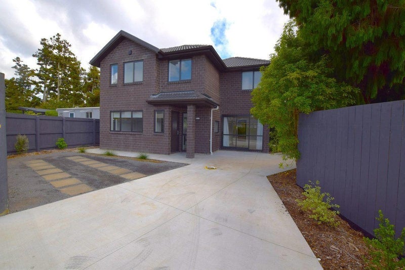 67B Parker Avenue, New Lynn, Auckland - Carousel 1