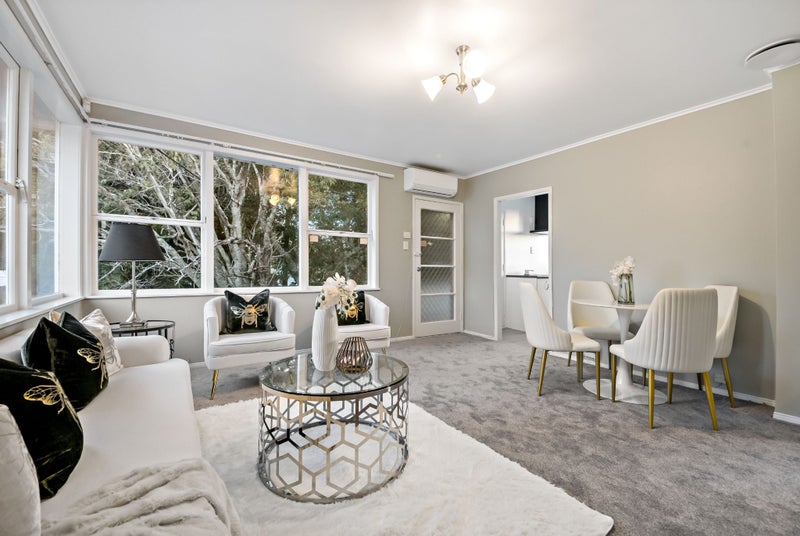 1/11 Preston Avenue, Mount Albert, Auckland - Carousel 1