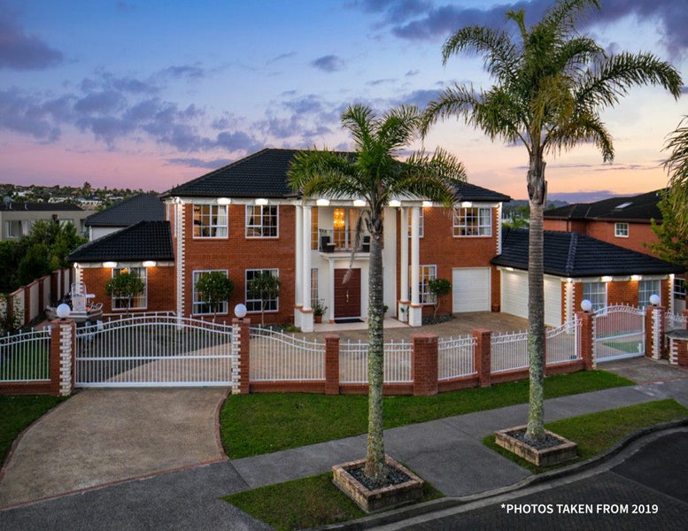 18 Mansion Court, West Harbour, Auckland - Carousel 1