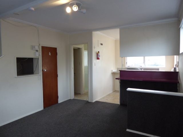 8/98 Pharazyn Street, Melling, Lower Hutt - Carousel 2