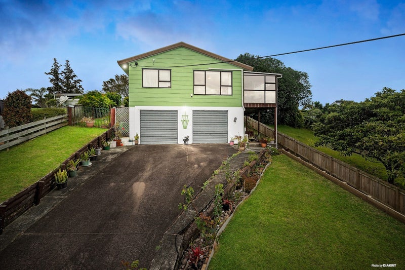 8 Kauri Road, Stanmore Bay, Whangaparaoa - Carousel 1