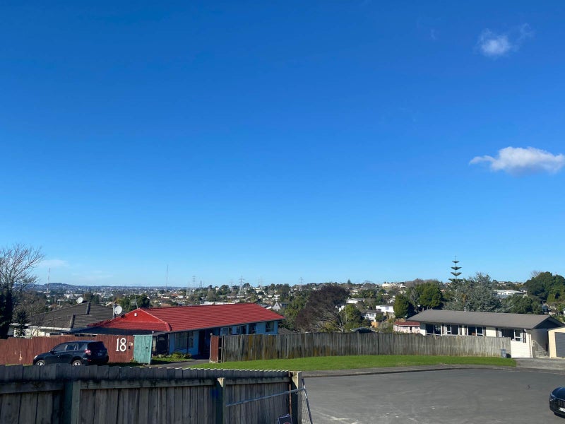 13B Yule Place, Massey, Auckland - Carousel 7