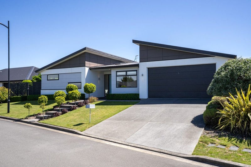 1 Bargrove Close, Halswell, Christchurch - Carousel 1