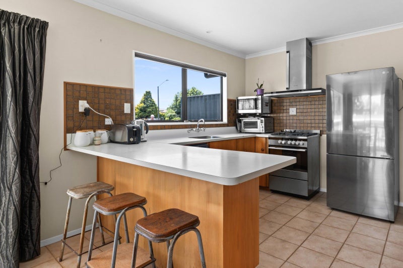 907 Lawrence Street, Akina, Hastings - Carousel 2