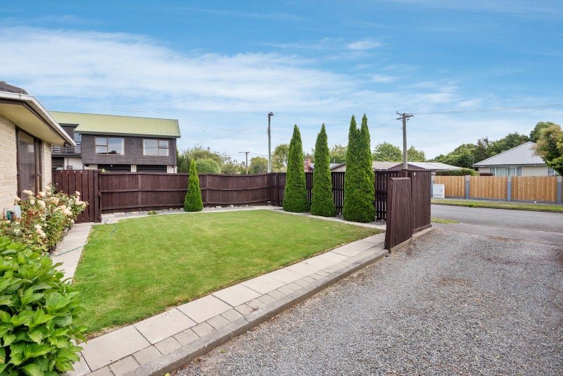 32 Martbern Crescent, Bishopdale, Christchurch - Carousel 16