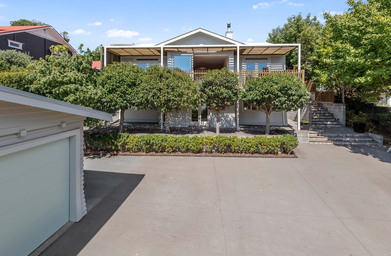 122 Pendarves Street, New Plymouth, New Plymouth - Carousel 1