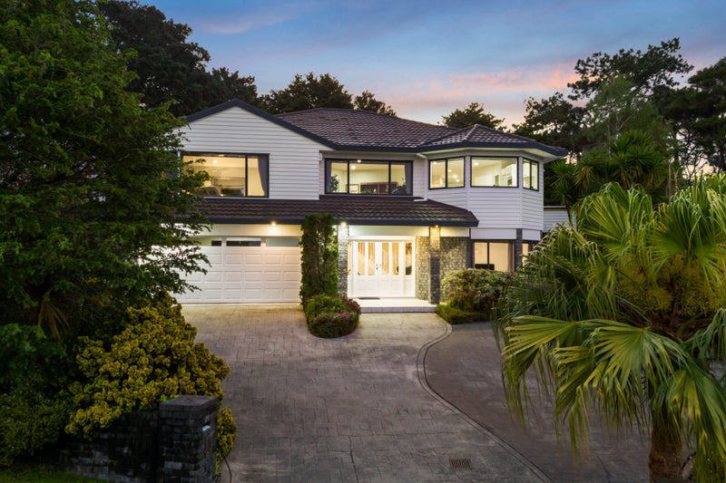 11 Pigeonwood Lane, Albany, Auckland - Carousel 1
