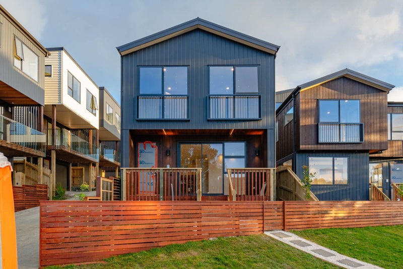 34D William Souter Street, Forrest Hill, Auckland - Carousel 1