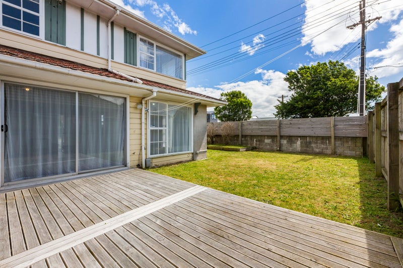1/1 WAIKARE AVE, Waiwhetu, Lower Hutt - Carousel 15