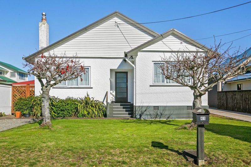41 Omata Road, Marfell, New Plymouth - Carousel 1