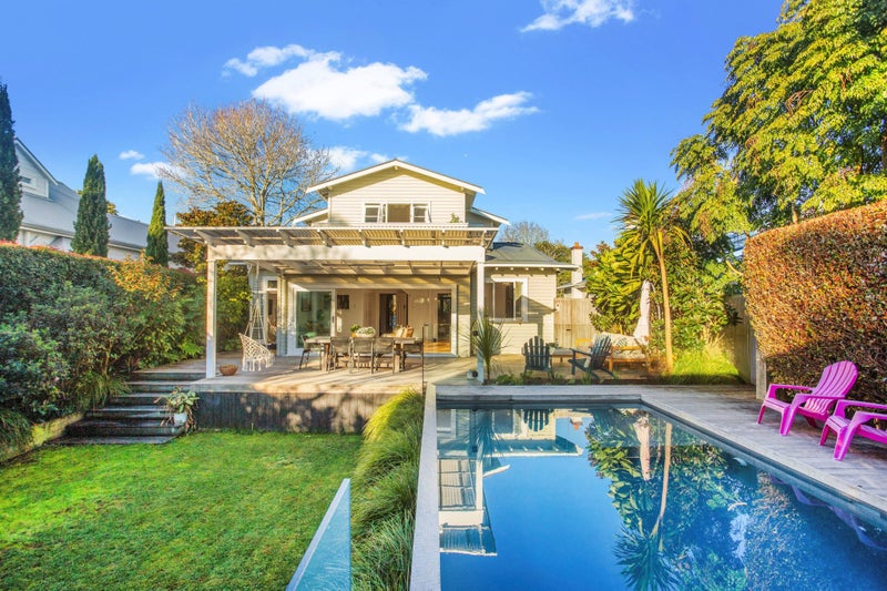 17 Henley Road, Mount Eden, Auckland - Carousel 1