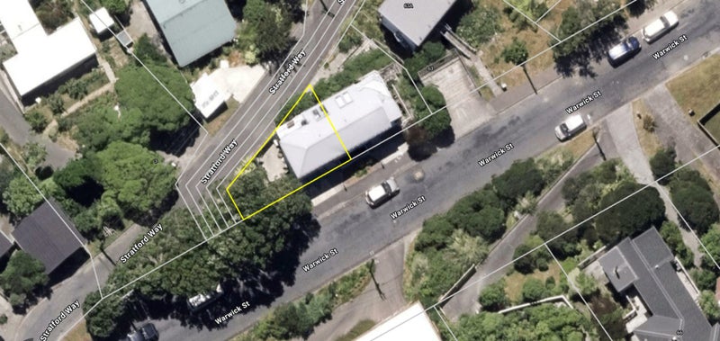 59 Warwick Street, Wilton, Wellington - Carousel 13