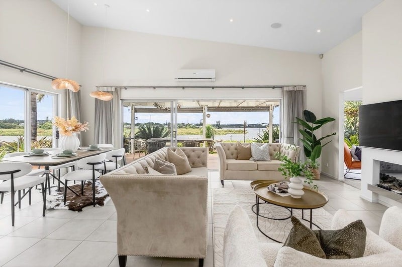 48 Aurea Avenue, Pakuranga, Auckland - Carousel 2