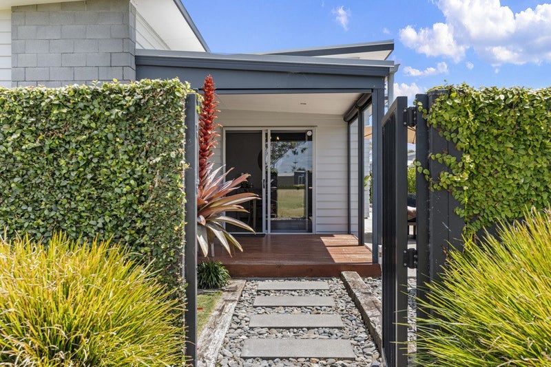 6 Testacea Lane, Papamoa Beach, Papamoa - Carousel 2