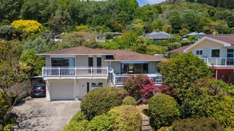 59 Marlborough Crescent, Richmond, Richmond - Carousel 2