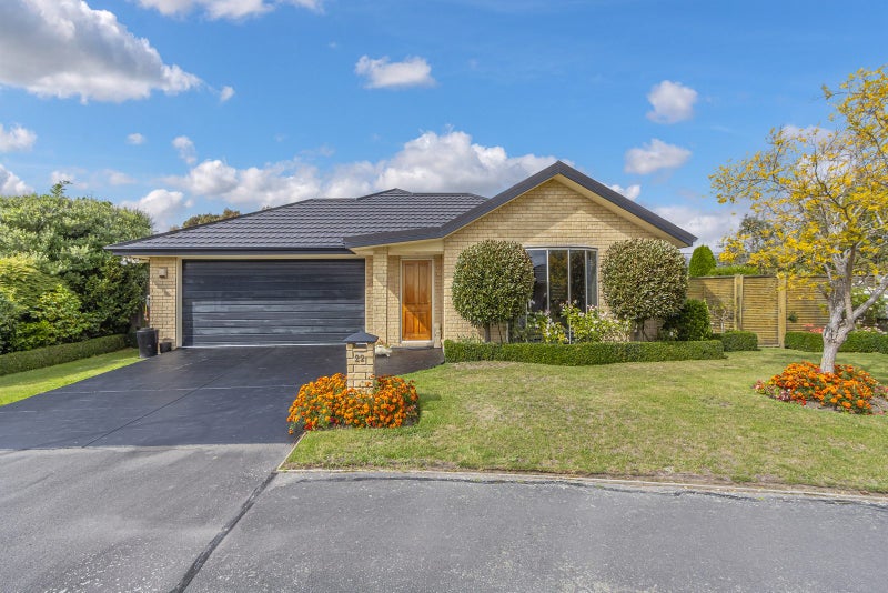 22 Garforth Green, Halswell, Christchurch - Carousel 1
