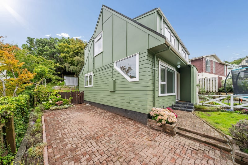 7 Rondane Place, Tirohanga, Lower Hutt - Carousel 2