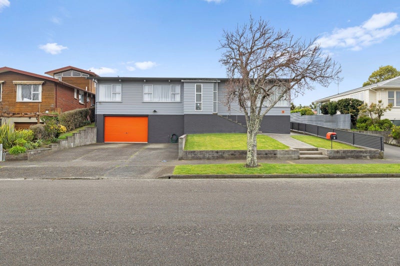 9 Hampden Street, Awapuni, Palmerston North - Carousel 1