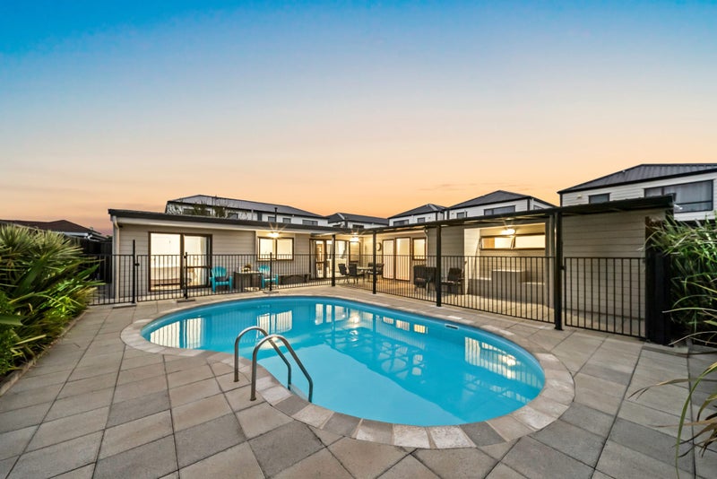 17A Kimpton Road, Papatoetoe, Auckland - Carousel 1