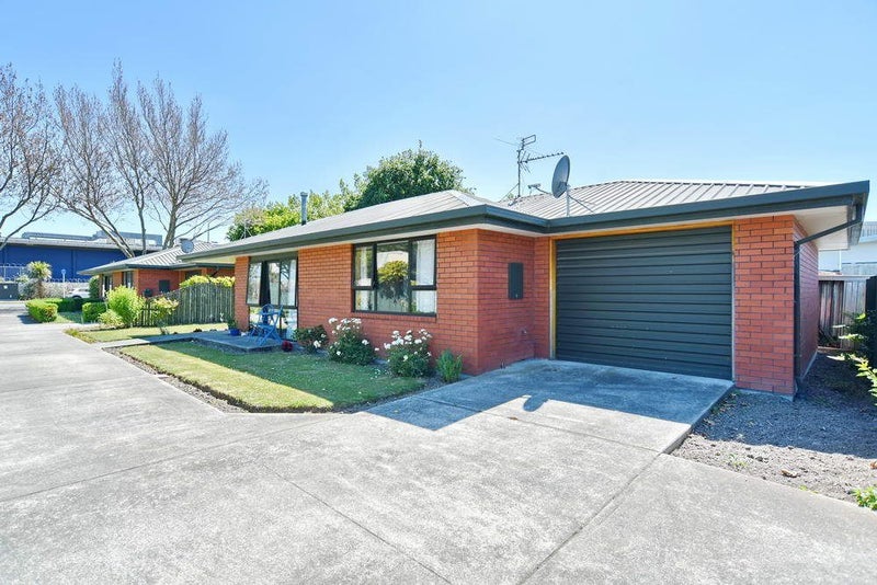 15B Queen Street, Rangiora - Carousel 1