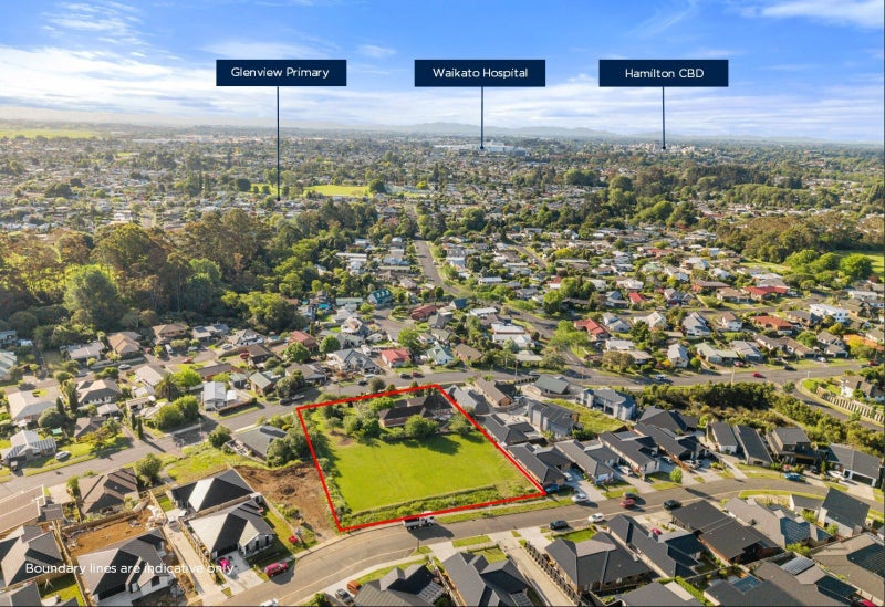 61 Dixon Road, Glenview, Hamilton - Carousel 1