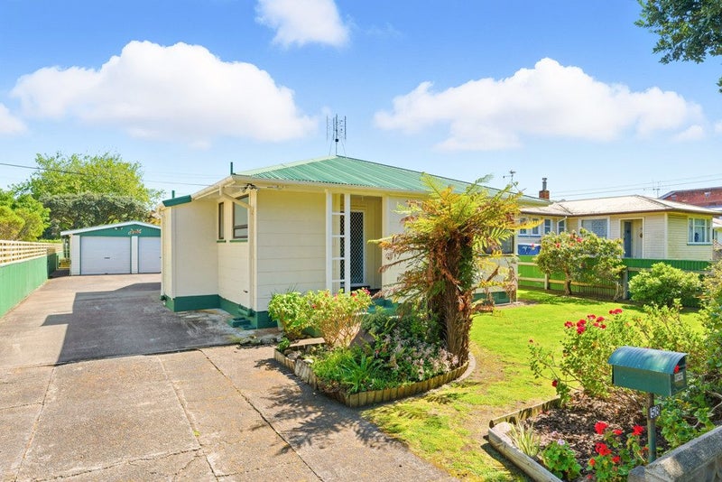 58 Bedford Avenue, Gonville, Whanganui - Carousel 1