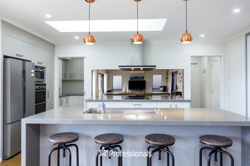 19 Te Punga Road, Wallaceville, Upper Hutt - Carousel 2