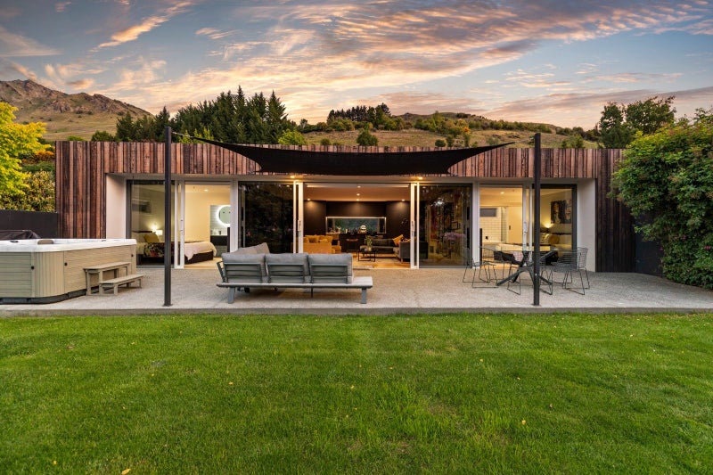 710 LAKE HAYES-ARROW JUN, Lake Hayes, Queenstown - Carousel 1
