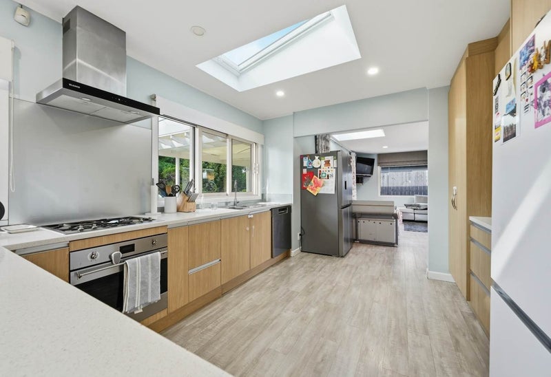 6 Fratley Avenue, Farm Cove, Auckland - Carousel 2