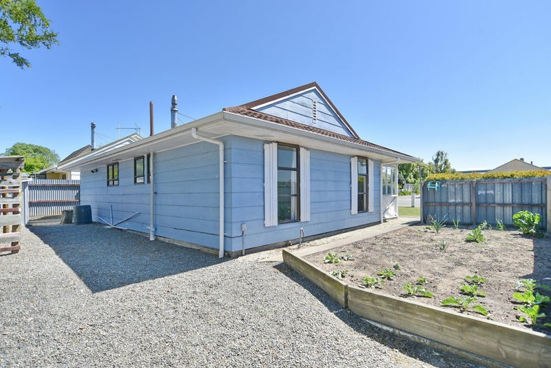 4 Amberley Beach Road, Amberley, Amberley - Carousel 19