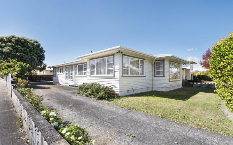 249 Vogel Street, Roslyn, Palmerston North - Carousel 1
