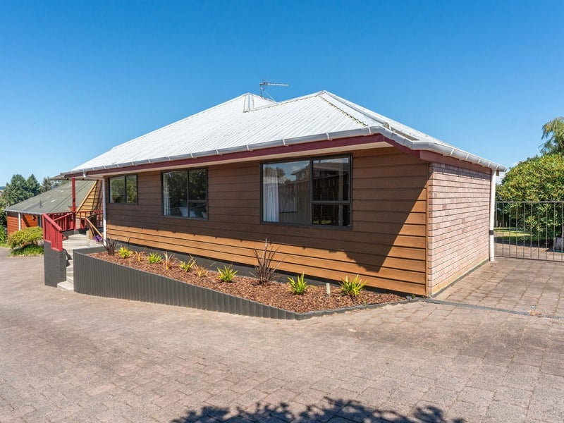 1/33 Woodward Street, Nukuhau, Taupō - Carousel 2