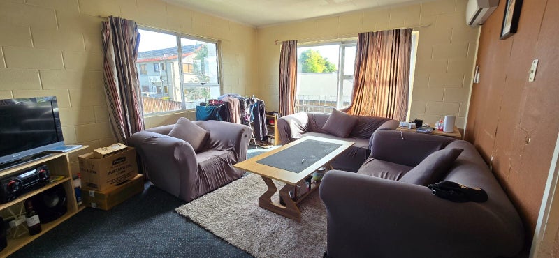 8/4 Wha Street, Frankton, Hamilton, Waikato - Carousel 2