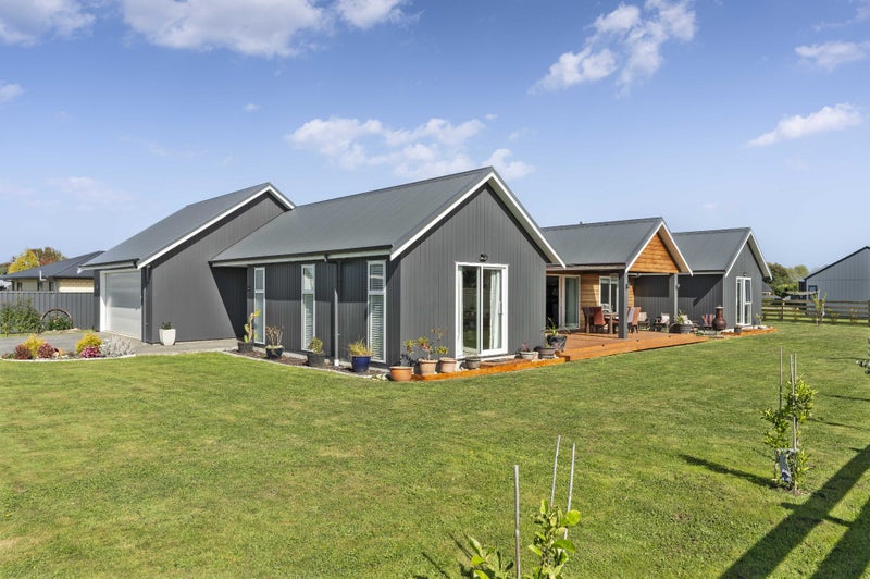 79 Miro Street, Lansdowne, Masterton - Carousel 1