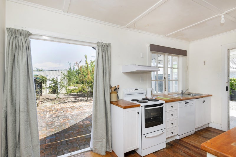 13 Herbert Road, Te Hapara, Gisborne - Carousel 2