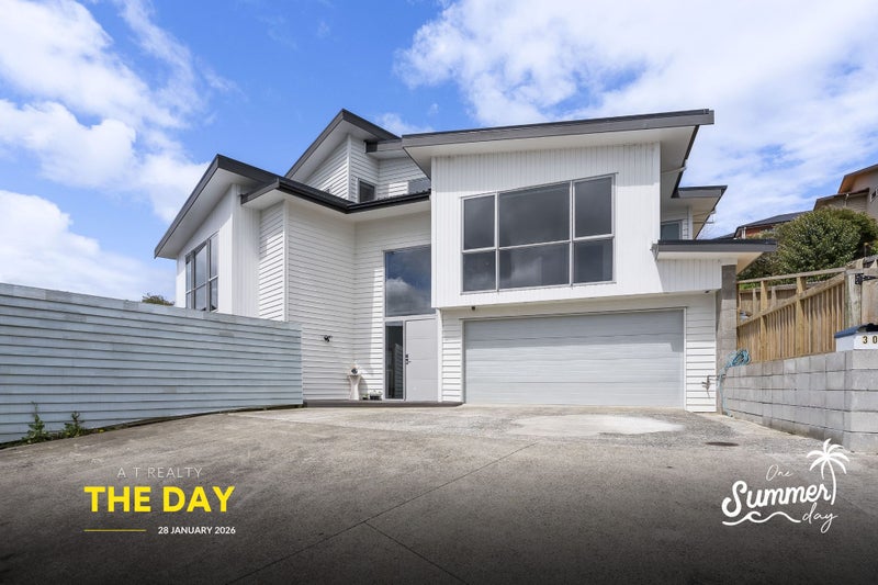 30 Lowburn Place, Clover Park, Auckland - Carousel 1