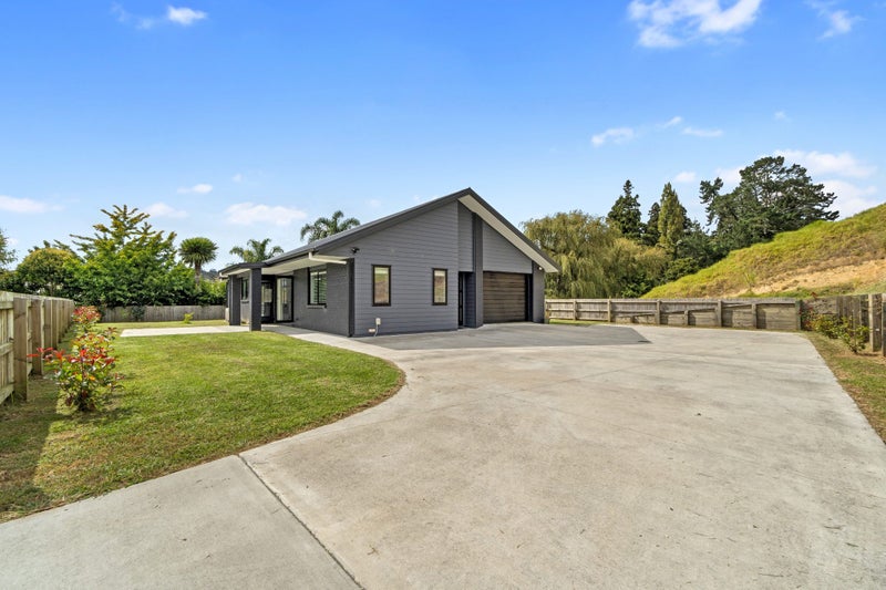 7 Waugh Lane, HUNTLY, Huntly - Carousel 1