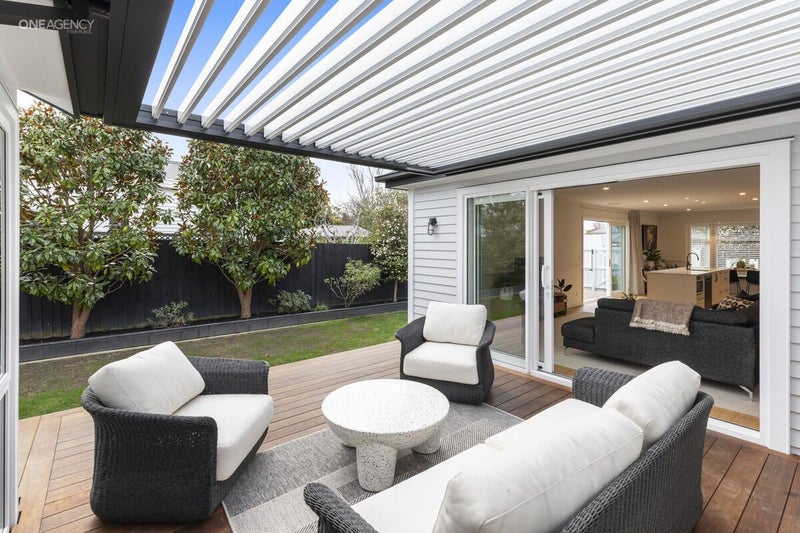 1/23 Norwood Street, Beckenham, Christchurch - Carousel 1