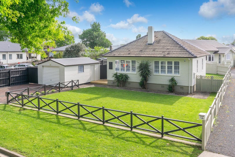 1 Russell Avenue, Ngaruawahia - Carousel 1