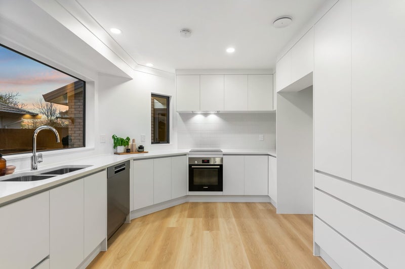 18A Bushlands Park Drive, Albany, Auckland - Carousel 2