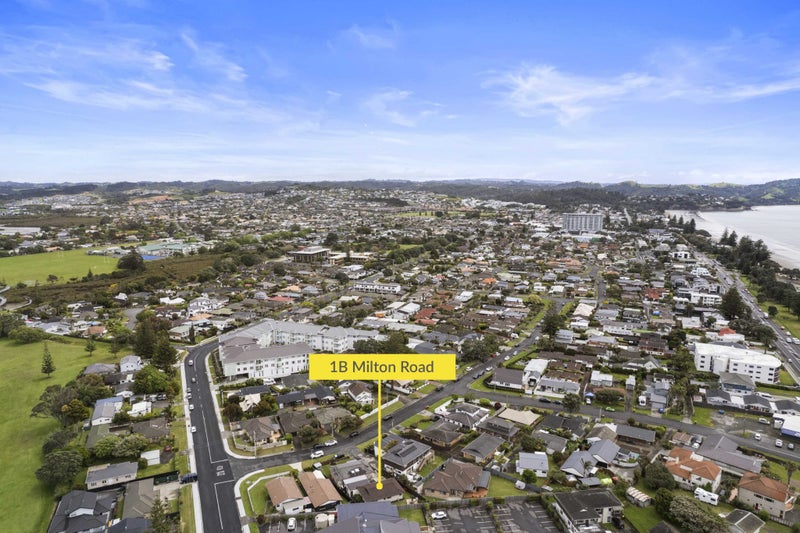 1B Milton Road, Orewa - Carousel 24
