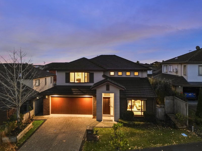 7 Powercourt Drive, Flat Bush, Auckland - Carousel 1