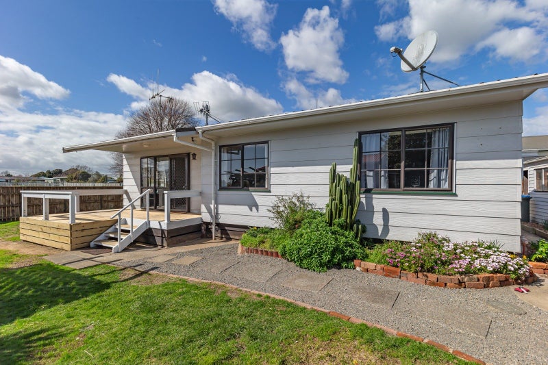 12B Douglas Street, Levin, Levin - Carousel 1