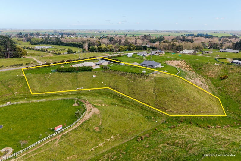 83 Williams Road, Tokomaru, Palmerston North - Carousel 24