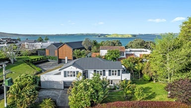 565 Riddell Road, Glendowie, Auckland - Carousel 1