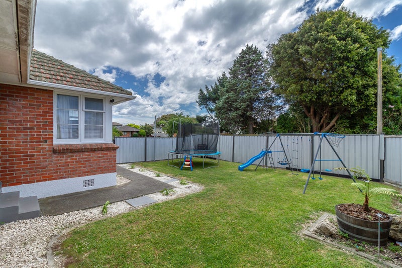 17 Kettle Crescent, Marewa, Napier - Carousel 2