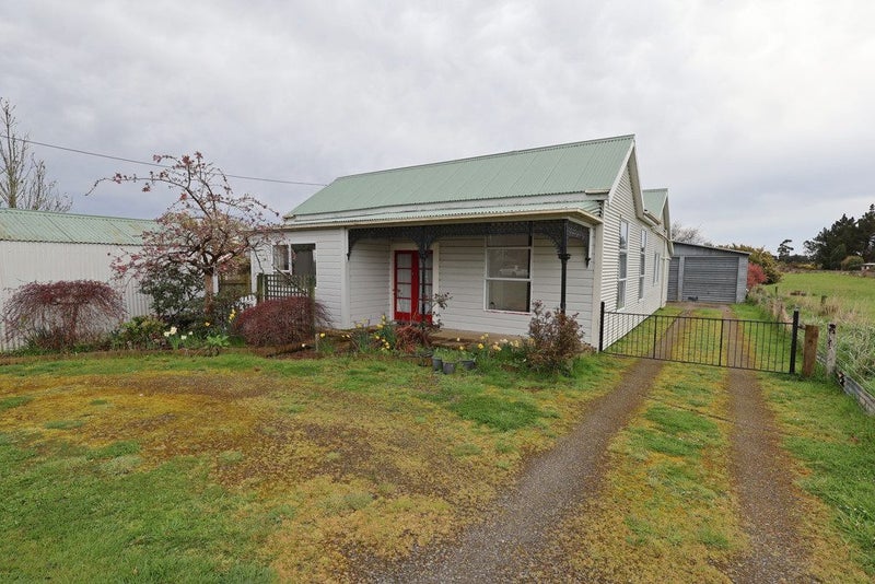 53 Flemington Road, Woodlands, Invercargill - Carousel 1