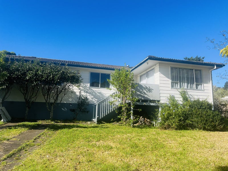 61 Powrie Street, Glenfield, Auckland - Carousel 1