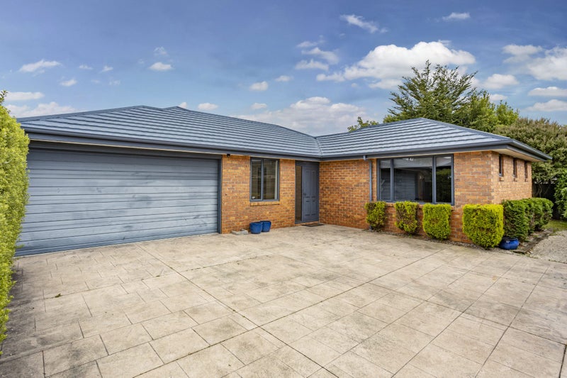25A Norwood Street, Beckenham, Christchurch - Carousel 1
